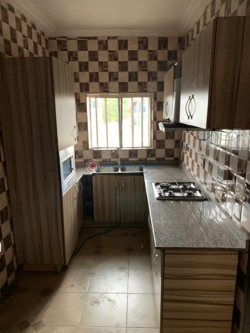 Three bedroom apartment - 4 3 bedroom Block Of Flats For Rent Omole Phase 2 Ojodu Lagos - 4