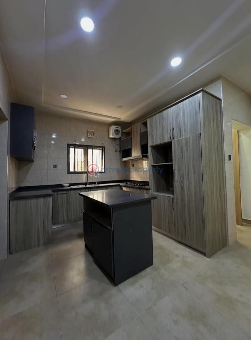3 bedroom Townhouse For Sale Jahi Abuja Phase 2  - 4
