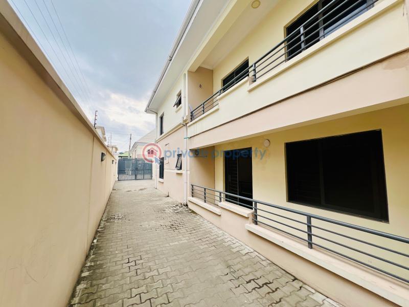 3 bedroom Block Of Flats For Rent A Prime Location In Osapa Lekki Lagos Osapa Lekki Lagos - 13