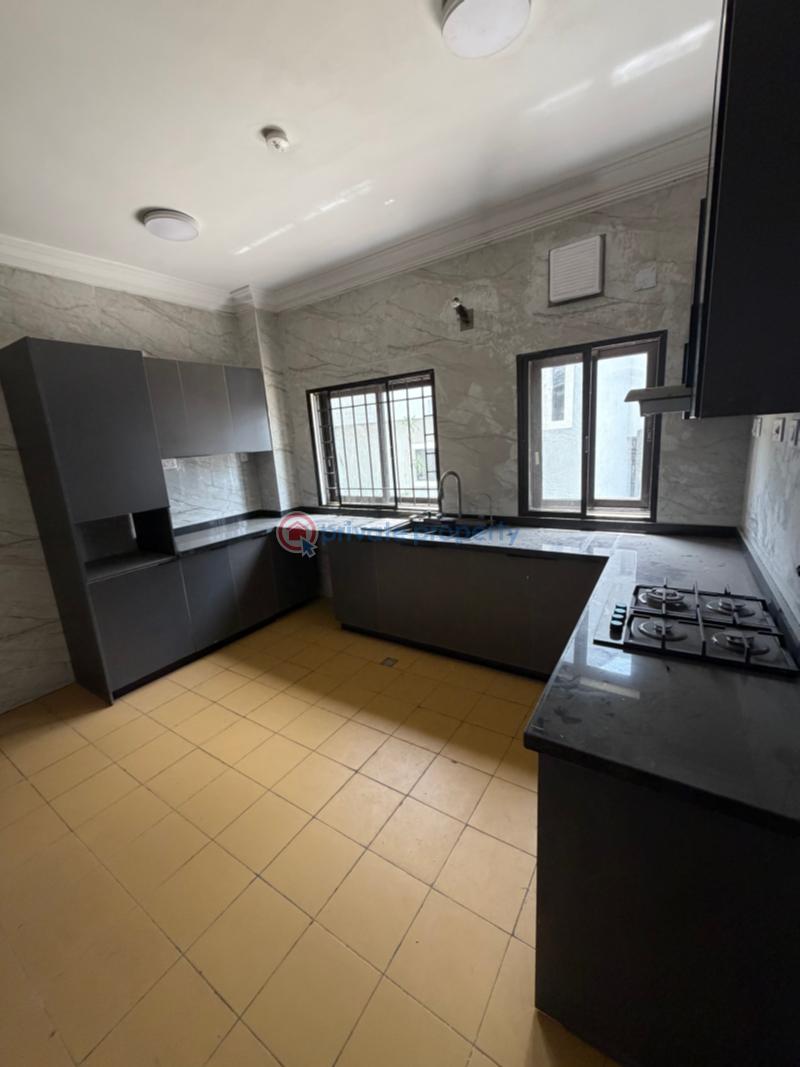 3 bedroom Block Of Flats For Rent Phase 1 Lekki Lagos - 2