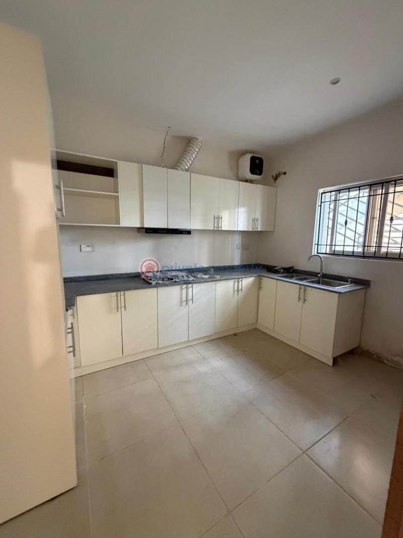3 bedroom Townhouse For Sale Life Camp Abuja Phase 3  - 5