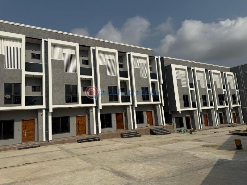 3 bedroom Terraced Duplex For Sale Shangisha Magodo GRA Phase 2 Kosofe/Ikosi Lagos