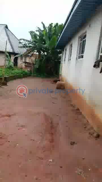 3 bedroom Bungalow For Sale At Oluku, Benin Akure Rd Along Mopol Sawmill Rd. Benin Edo - 0