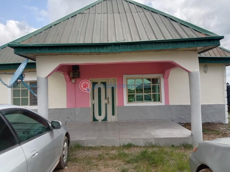 3 bedroom Bungalow For Sale Auta Balefi Before Goshen Karu Abuja Phase 4  - 3