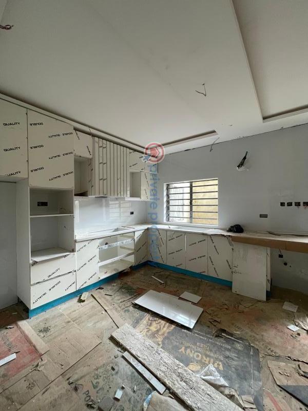 4 bedroom Semi detached Duplex For Sale Shonibare Estate Maryland Lagos - 1