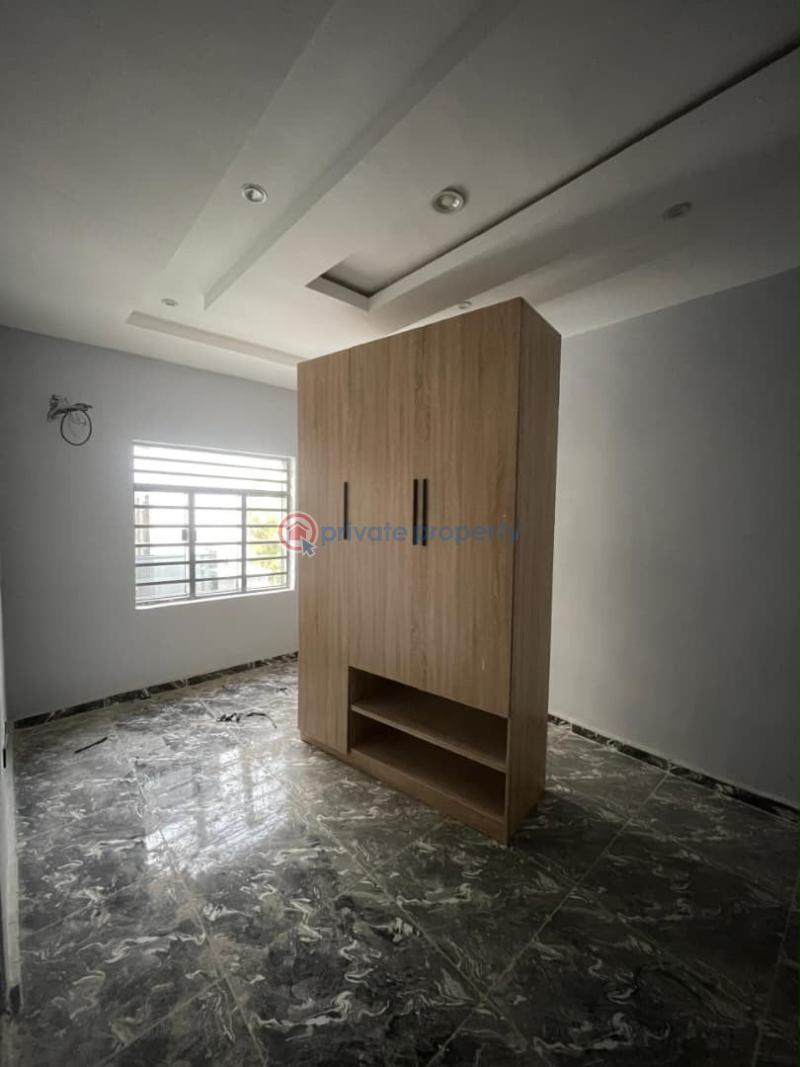 3 bedroom Block Of Flats For Rent Carlton Gate Akobo Ibadan Oyo - 1