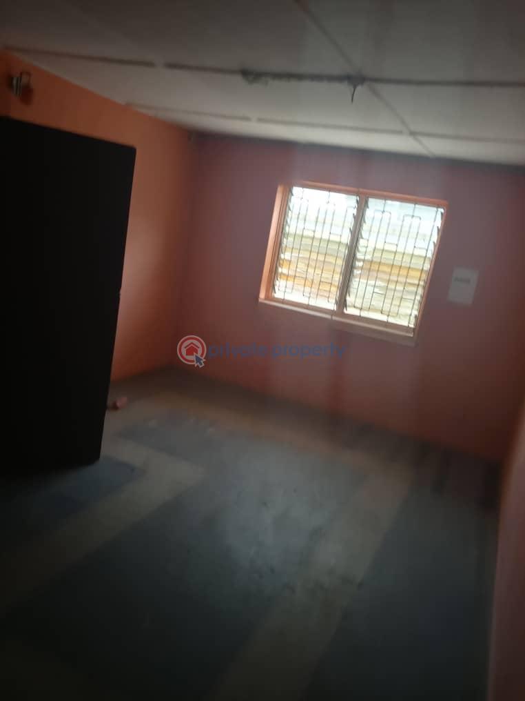 3 bedroom Office For Rent Yaya Abatan Ogba Ogba Bus-stop Lagos - 10