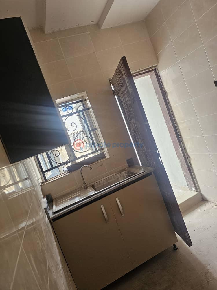 3 bedroom Block Of Flats For Rent Akuru Premier Estate Akala Express Ibadan Oyo - 2