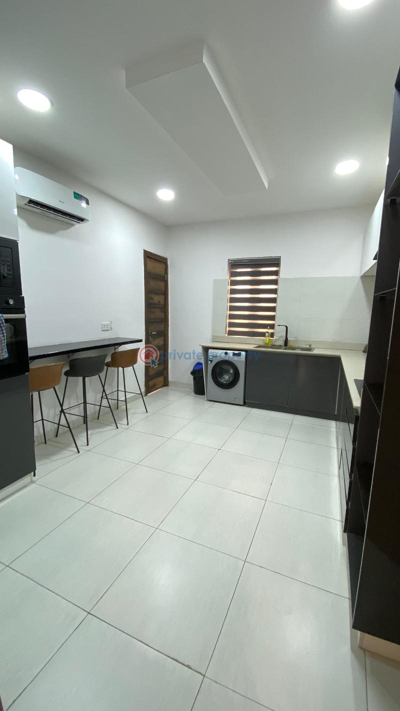 3 bedroom Flat & Apartment For Rent Lekki Phase 1 Lagos - 8