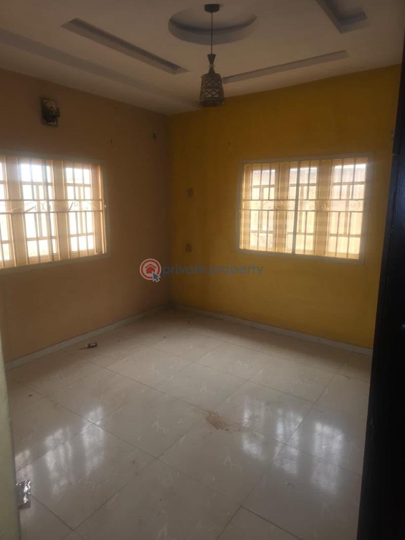 3 bedroom Bungalow For Rent Unity Estate Elebu Akala Express Ibadan Oyo - 2
