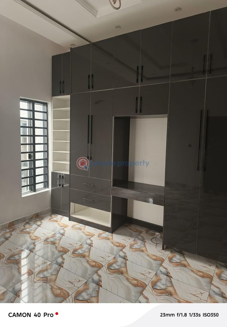 3 bedroom Maisonette For Rent Soluyi Gbagada Lagos - 2