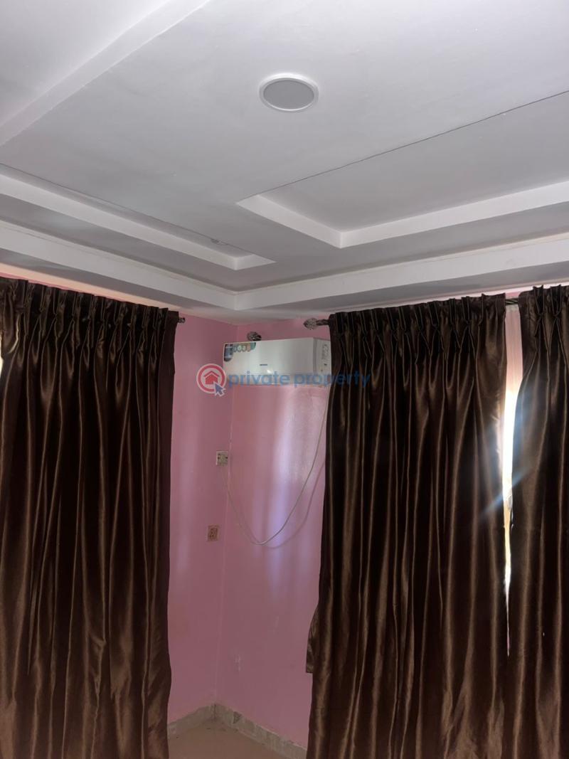 4 bedroom Block Of Flats For Rent Okebukun Elebu Estate Akala Express Ibadan Oyo - 2