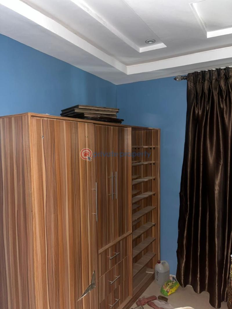 4 bedroom Block Of Flats For Rent Okebukun Elebu Estate Akala Express Ibadan Oyo - 3