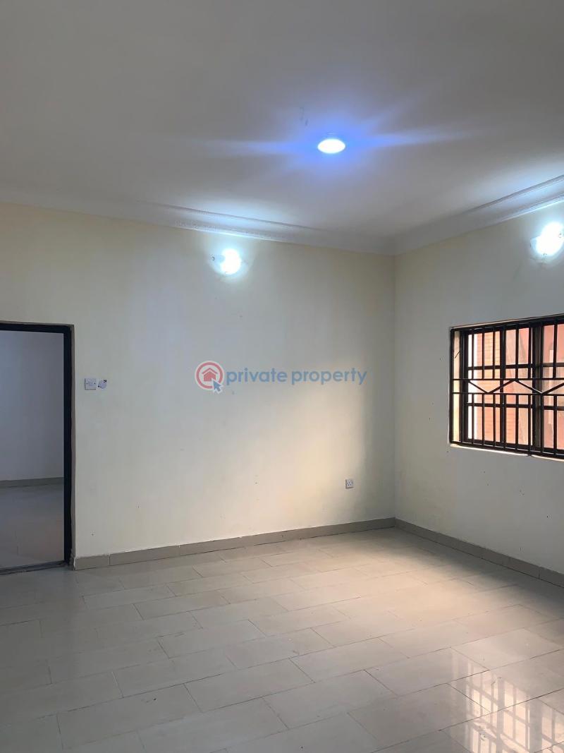 To let - 12 5 bedroom Detached Duplex For Rent Lekki Phase 1 Lagos - 12