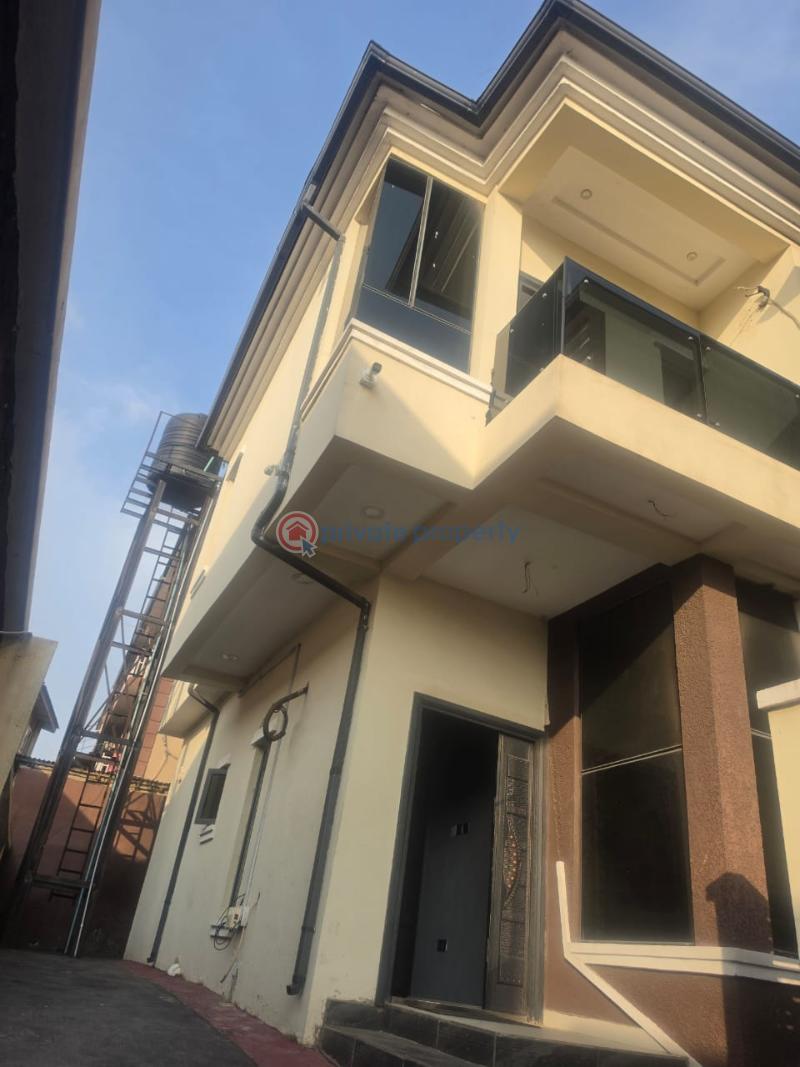 4 bedroom Detached Duplex For Rent Ifako Gbagada Ifako-Gbagada Lagos - 0