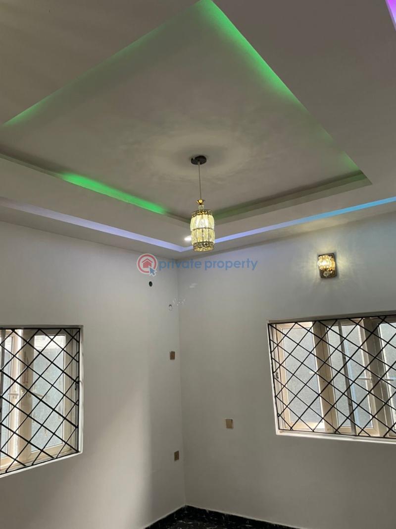 4 bedroom Bungalow For Rent Adeoje Estate Oluyole Extension Akala Express Ibadan Oyo - 7