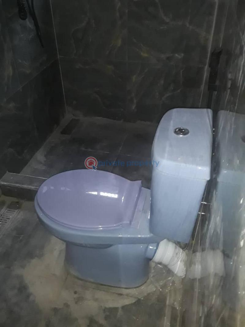 To let  a nice and clean 2  bedrooms flat at old bodija, ibadan - 3 2 bedroom Block Of Flats For Rent Old Bodija Bodija Ibadan Oyo - 3