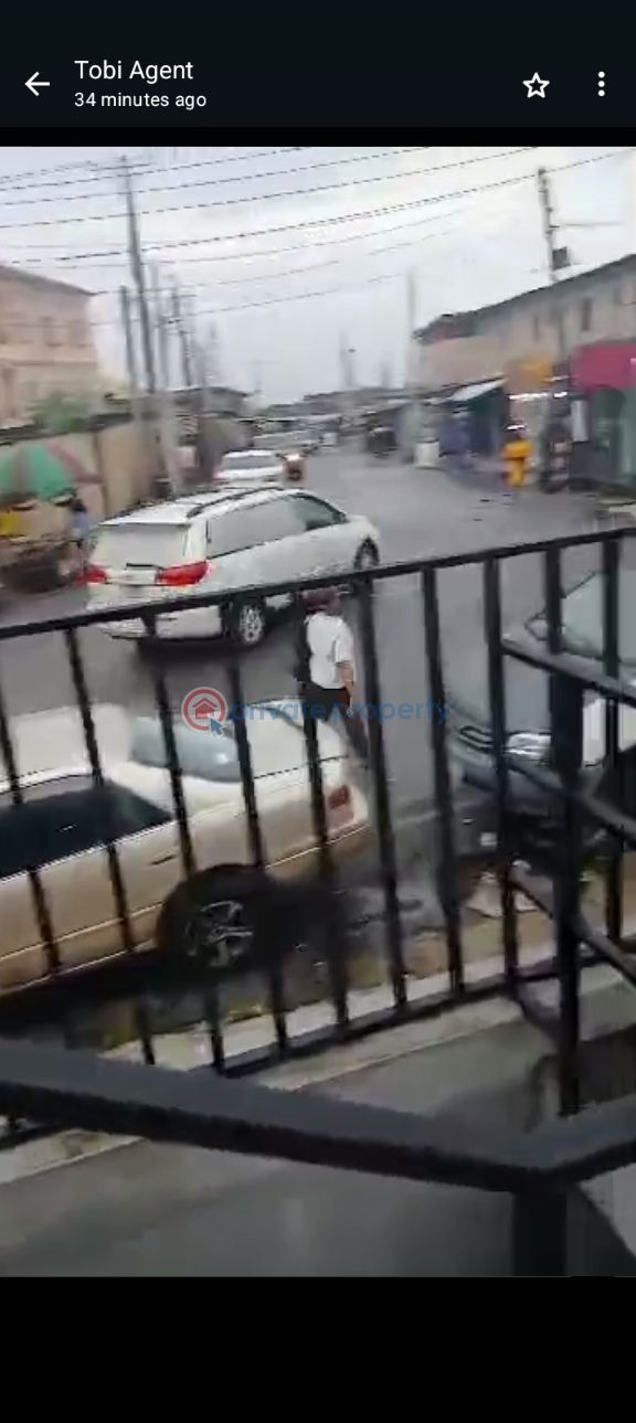 Office For Rent Magodo Kosofe/Ikosi Lagos - 4