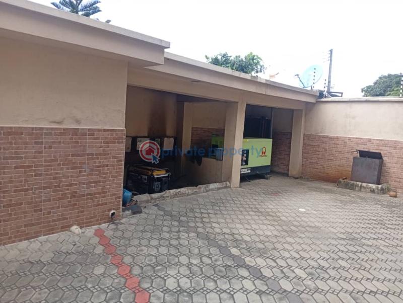 To let at lekki phase1self-service 3-bedroom ground floor at  lekki phase 1. - 1 3 bedroom Block Of Flats For Rent Lekki Phase1 Lagos Lekki Phase 1 Lagos - 1