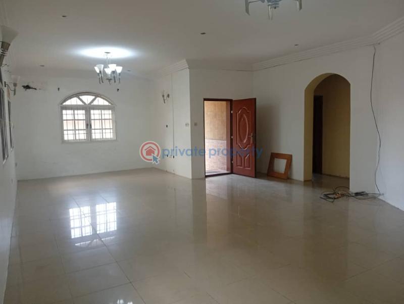 To let at lekki phase1self-service 3-bedroom ground floor at  lekki phase 1. - 9 3 bedroom Block Of Flats For Rent Lekki Phase1 Lagos Lekki Phase 1 Lagos - 9