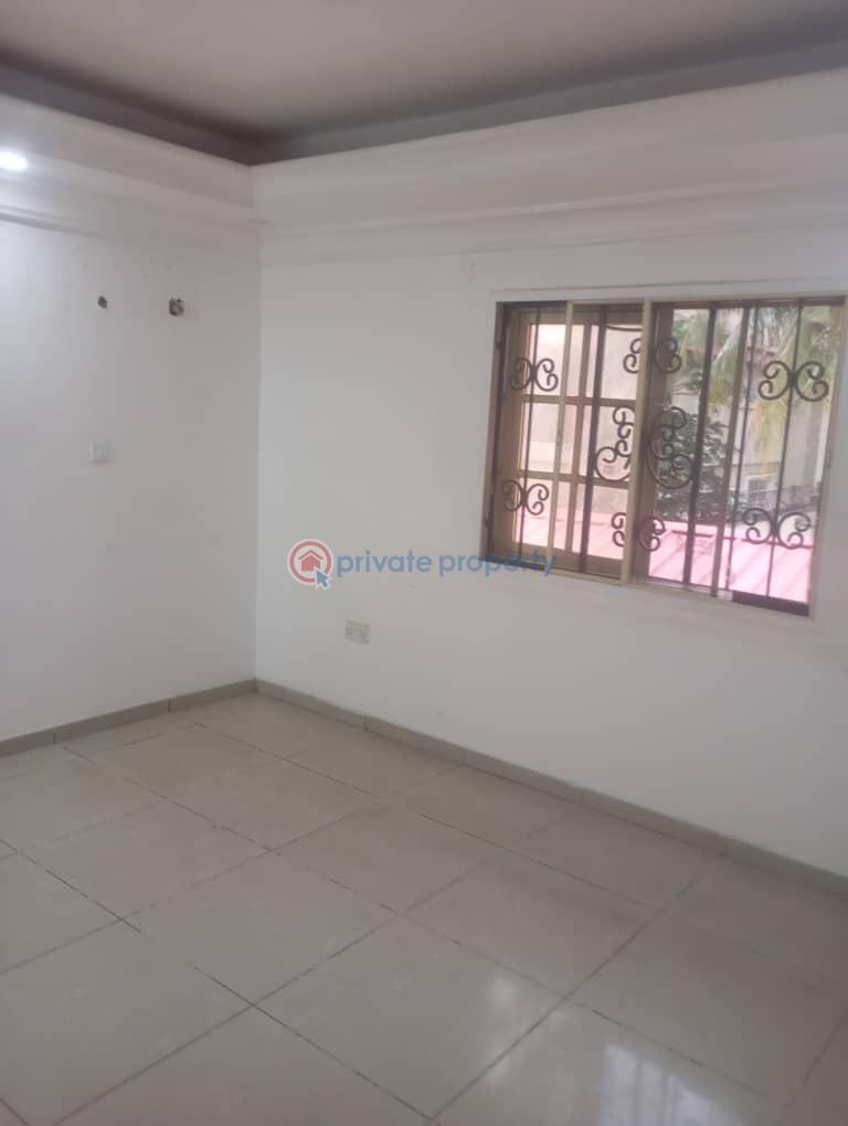 2 bedroom Block Of Flats For Rent Ogudu GRA Lagos - 3