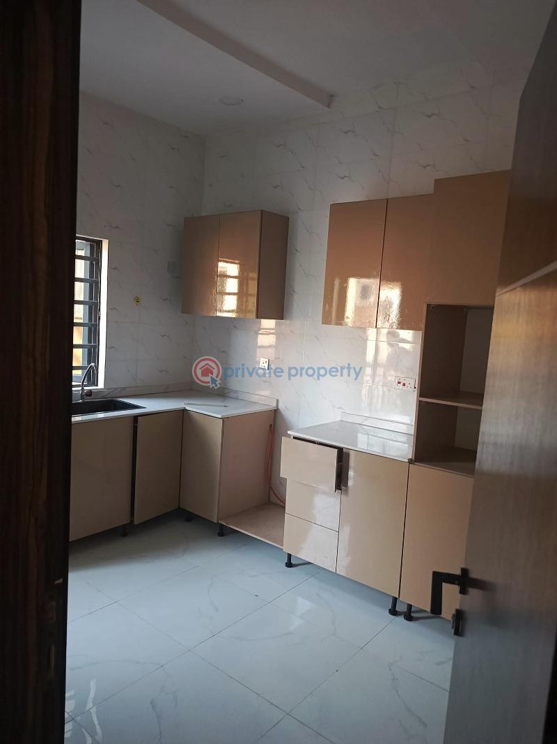 2 bedroom Block Of Flats For Rent Jericho Gra Ibadan Oyo - 1