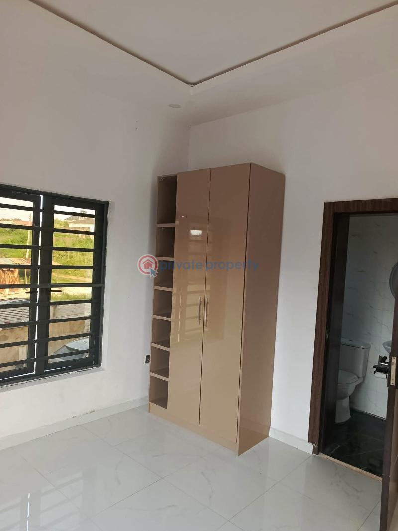 2 bedroom Block Of Flats For Rent Jericho Gra Ibadan Oyo - 2