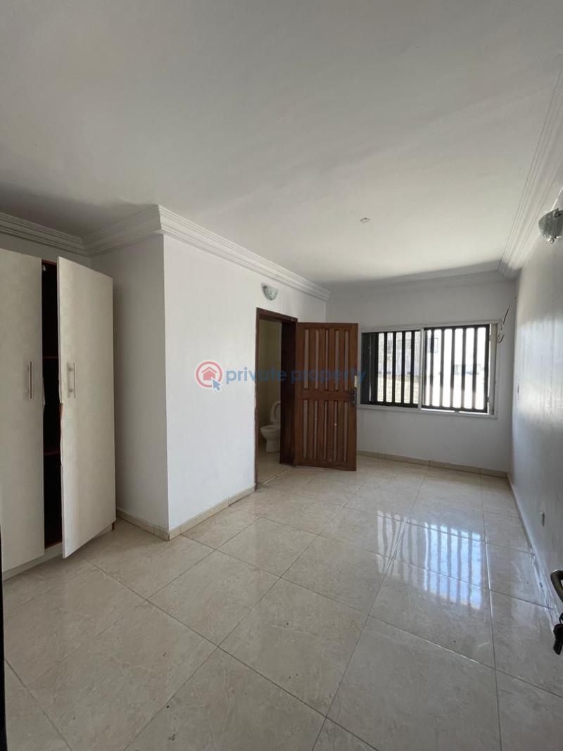 3 bedroom Block Of Flats For Rent Ologolo Lekki Lagos - 3