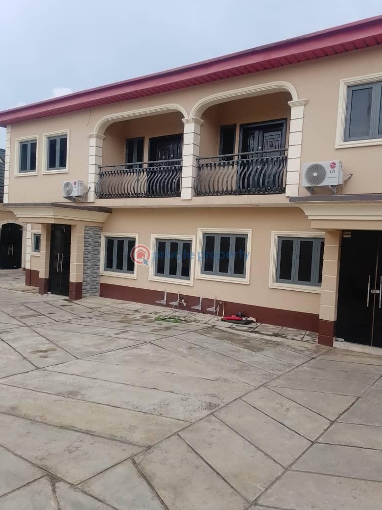 4 bedroom Duplex For Rent Ogudu GRA Lagos - 0