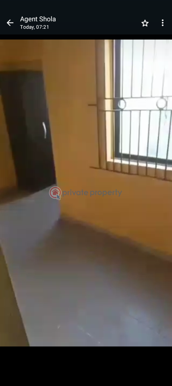 2 bedroom Block Of Flats For Rent Agric Ikorodu Lagos - 3