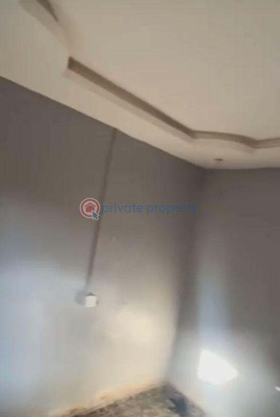 2 bedroom Block Of Flats For Rent Alimosho Lagos - 1