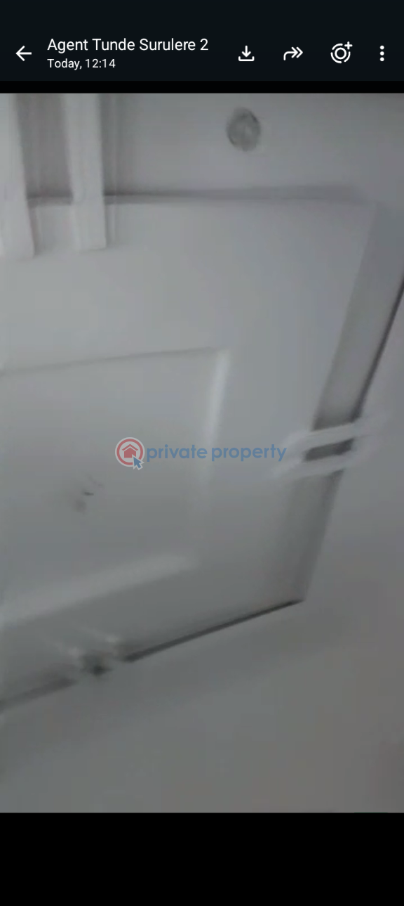 2 bedroom Block Of Flats For Rent Ijesha Surulere Lagos - 2