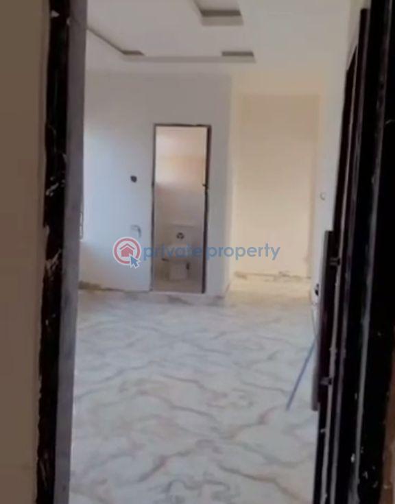 2 bedroom Block Of Flats For Rent Ijesha Surulere Lagos - 0