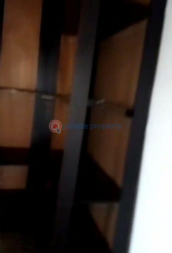 2 bedroom Block Of Flats For Rent Ijesha Surulere Lagos - 8