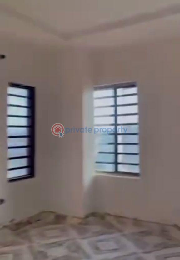 2 bedroom Block Of Flats For Rent Ijesha Surulere Lagos - 10