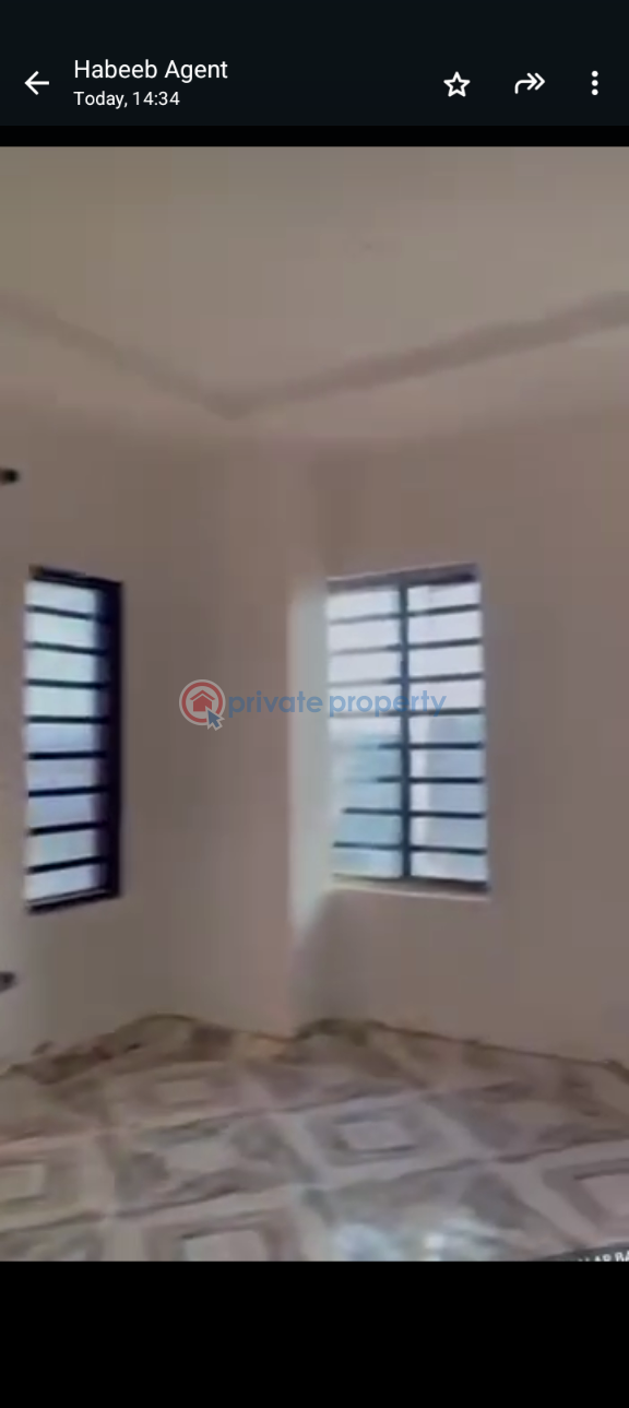 2 bedroom Block Of Flats For Rent Ijesha Surulere Lagos - 9