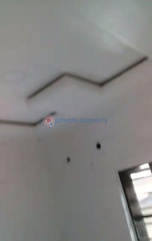 2 bedroom Block Of Flats For Rent Itire-Ikate Surulere Lagos - 0