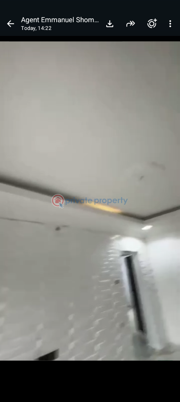 2 bedroom Block Of Flats For Rent Onike Yaba Lagos - 1