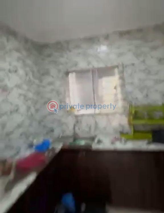 2 bedroom Block Of Flats For Rent Onike Yaba Lagos - 7