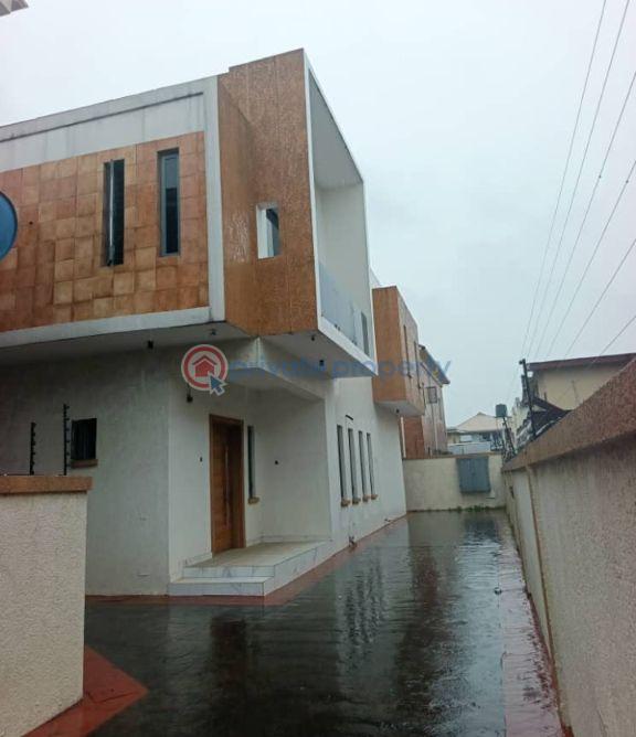 4 bedroom Detached Duplex For Rent Ojodu Lagos