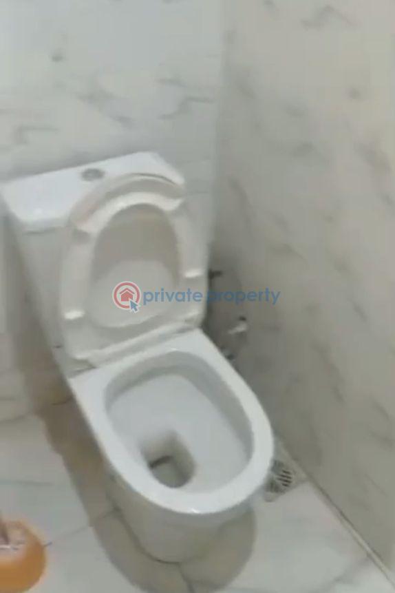 3 bedroom Block Of Flats For Rent Obanikoro Shomolu Lagos - 6