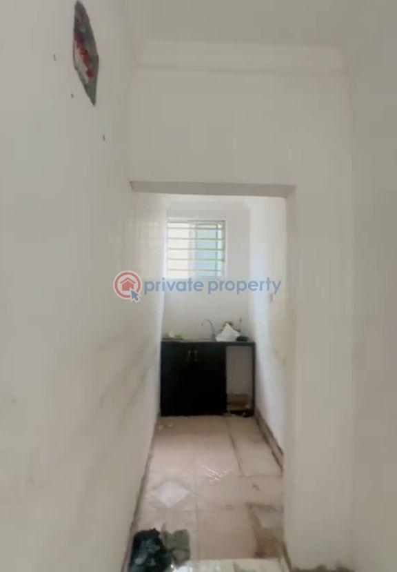 1 bedroom Mini Flat For Rent Akoka Yaba Lagos - 4