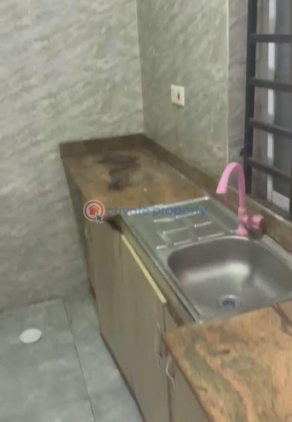 1 bedroom Mini Flat For Rent Ijesha Surulere Lagos - 7
