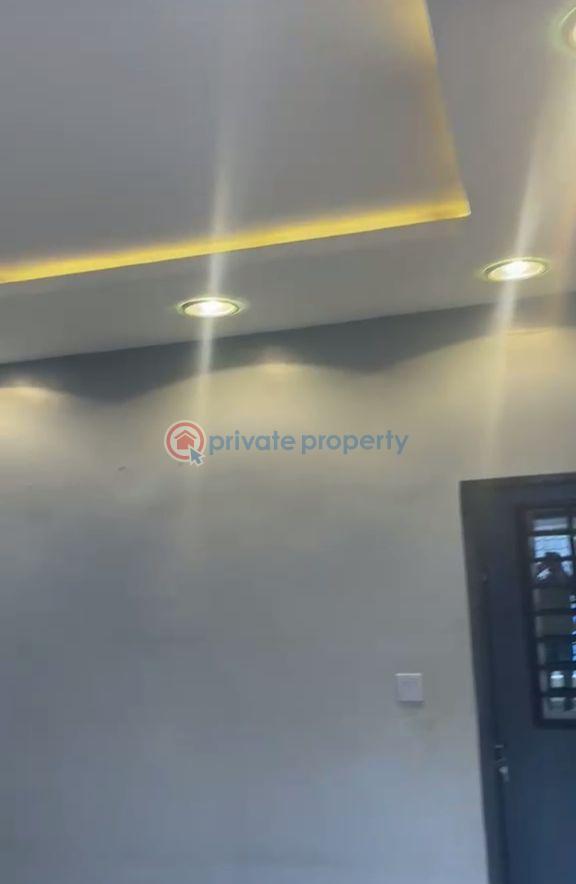 1 bedroom Mini Flat For Rent Ijesha Surulere Lagos - 0