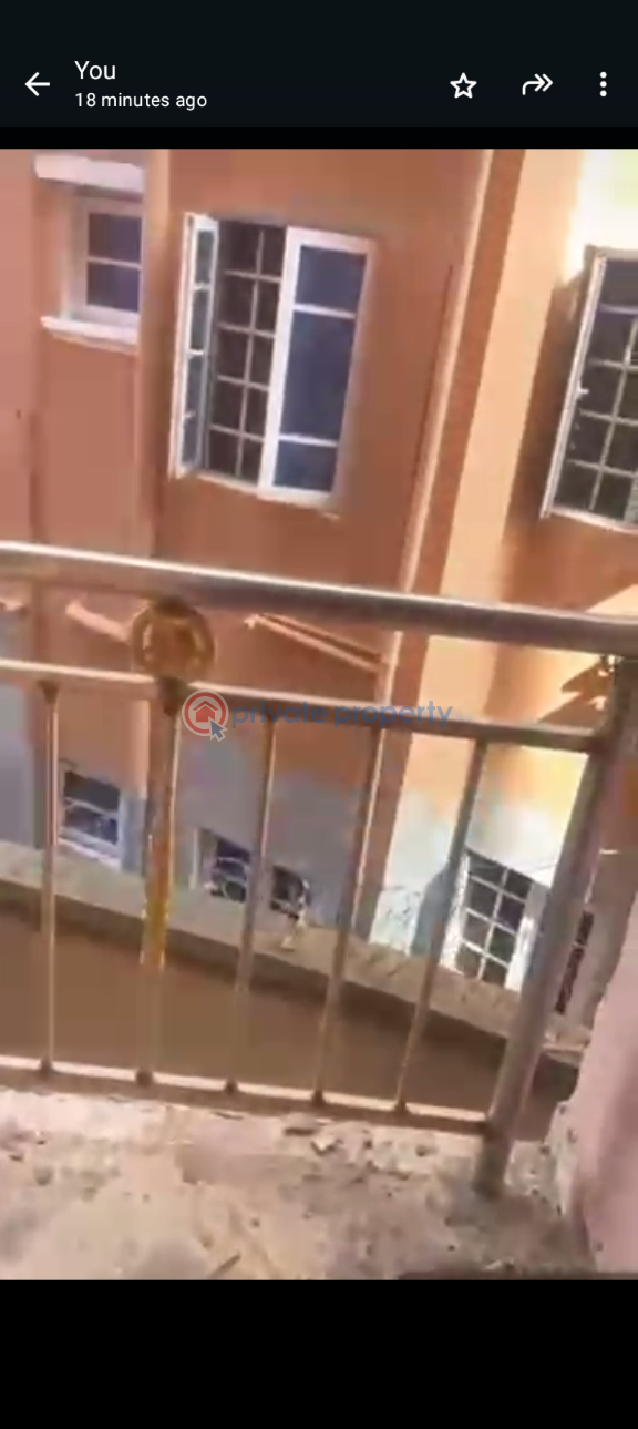 1 bedroom Mini Flat For Rent Lawanson Surulere Lagos - 4
