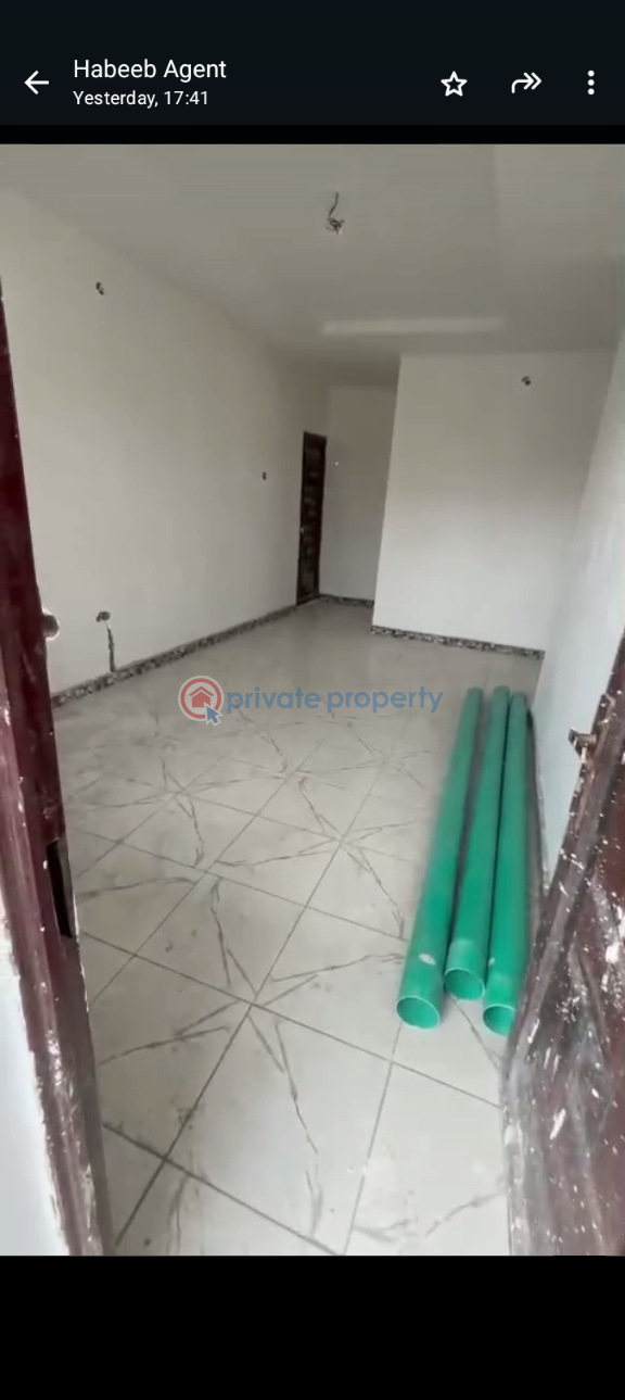 1 bedroom Mini Flat For Rent Lawanson Surulere Lagos - 4