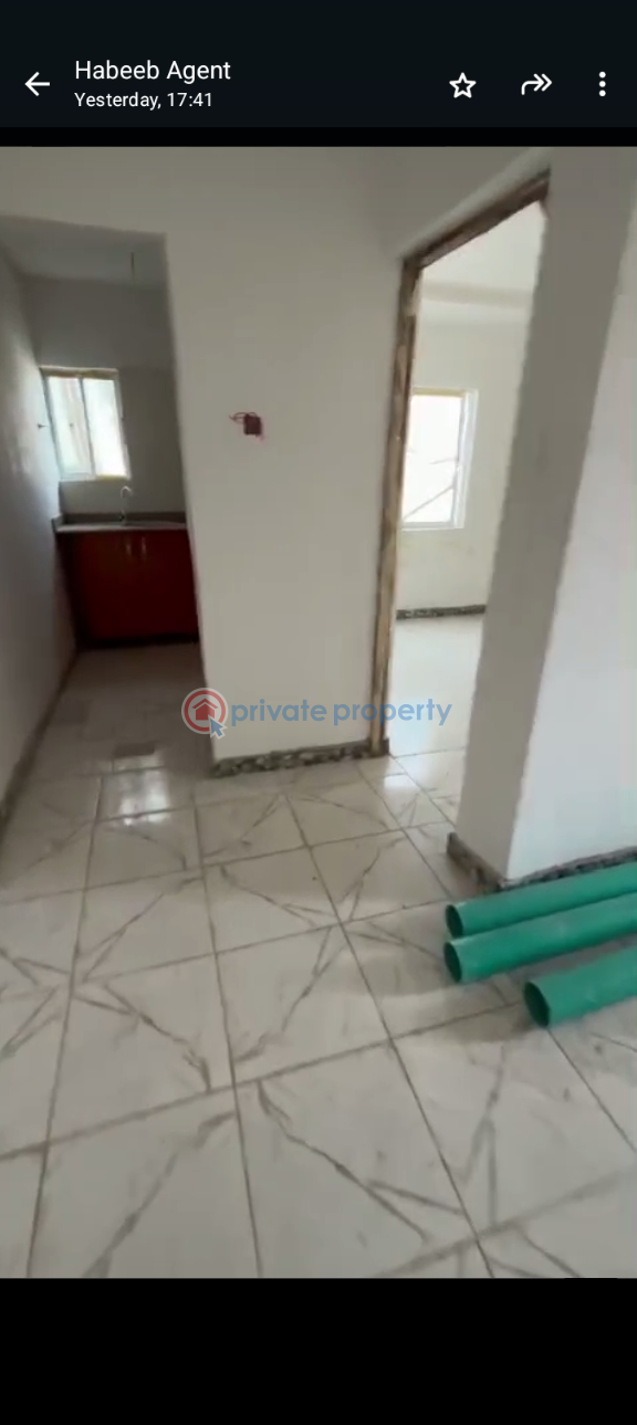 1 bedroom Mini Flat For Rent Lawanson Surulere Lagos - 3