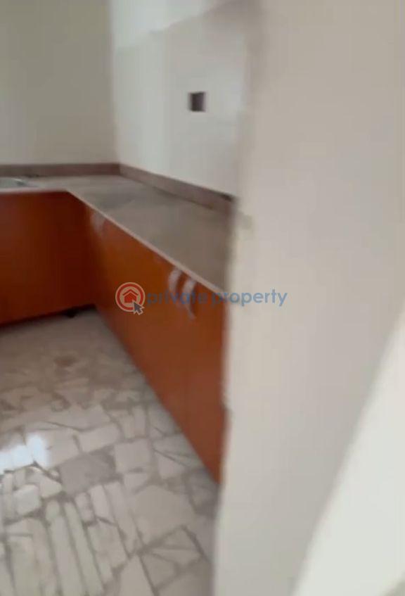 1 bedroom Mini Flat For Rent Lawanson Surulere Lagos - 6