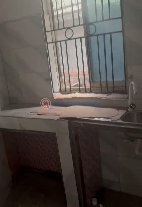 1 bedroom Mini Flat For Rent Ojuelegba Surulere Lagos - 4