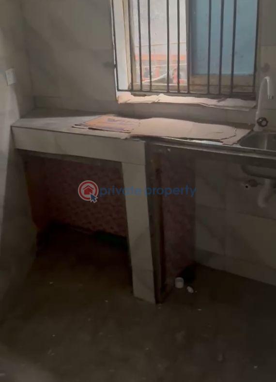 1 bedroom Mini Flat For Rent Ojuelegba Surulere Lagos - 5